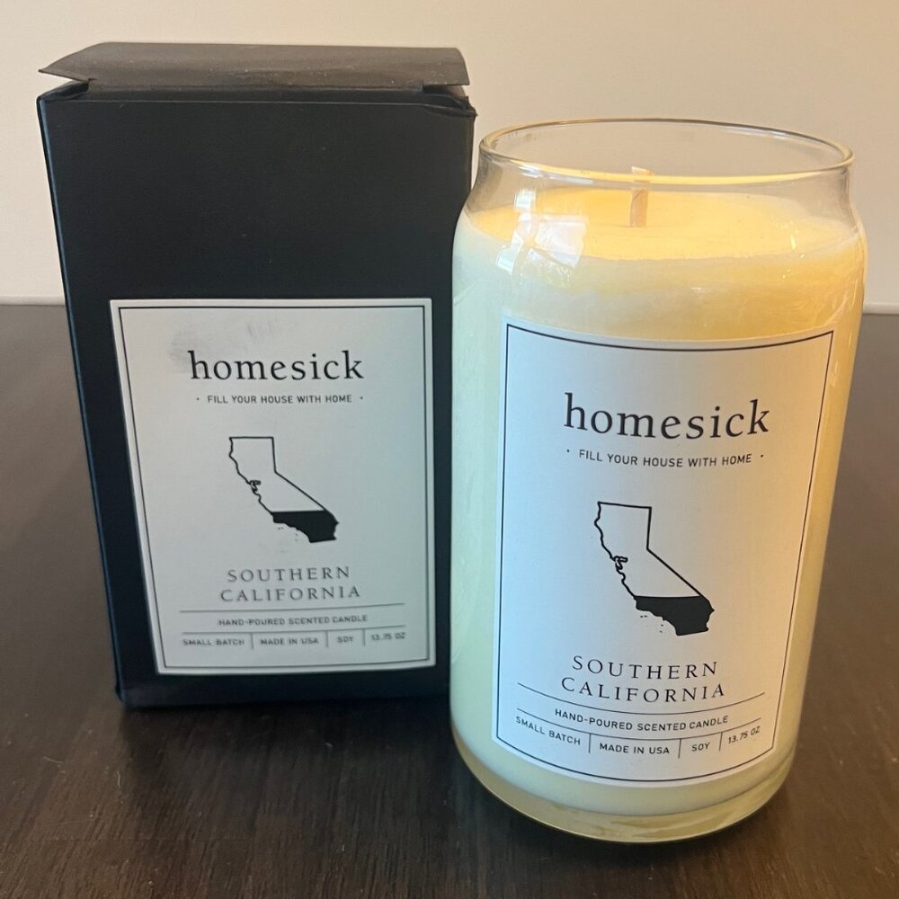 NEW IN BOX Homesick Los Angeles City Candle